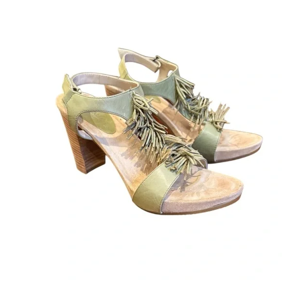 NWOT Aquatalia Women's Green Leather Zeus Heeled Sandal SZ 10 Made in Italy - Picture 1 of 11